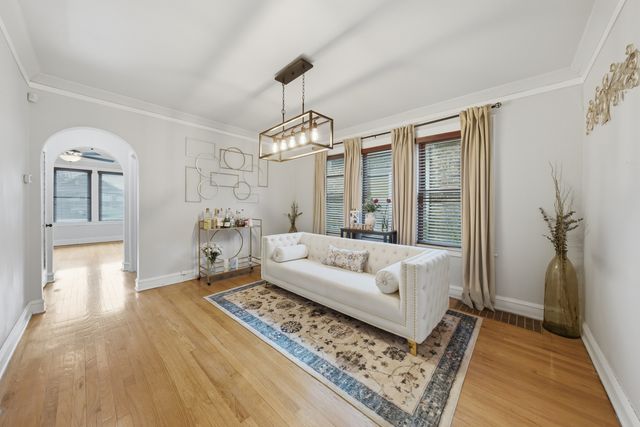 10416 S Sangamon Street, Chicago, IL 60643