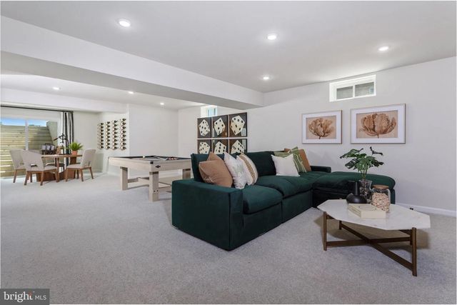 311 WINTERSET LN, Warrenton, VA 20186