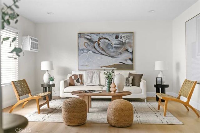 587 South St 18, Glendale, CA 91202