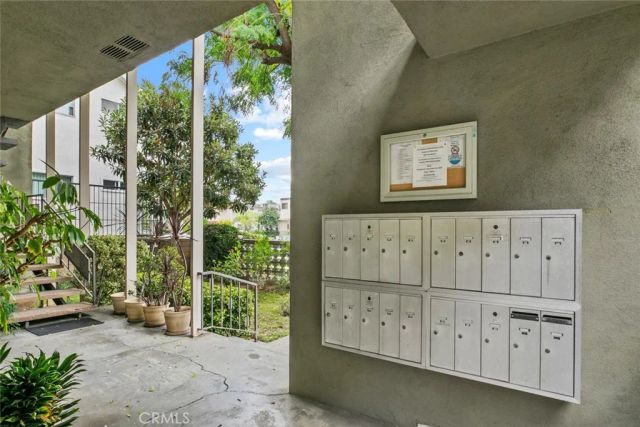 587 South St 18, Glendale, CA 91202