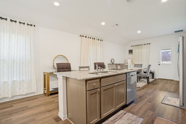 849 Good Cheer Lane, Lavon, TX 75166