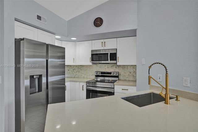 12760 Vista Isles Dr 721, Sunrise, FL 33325