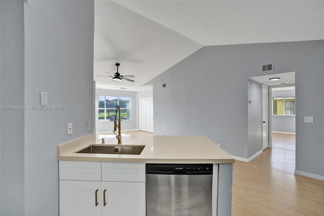 12760 Vista Isles Dr 721, Sunrise, FL 33325
