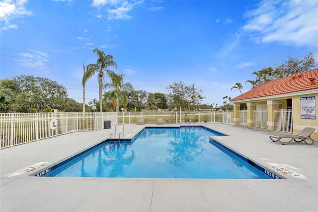 12760 Vista Isles Dr 721, Sunrise, FL 33325