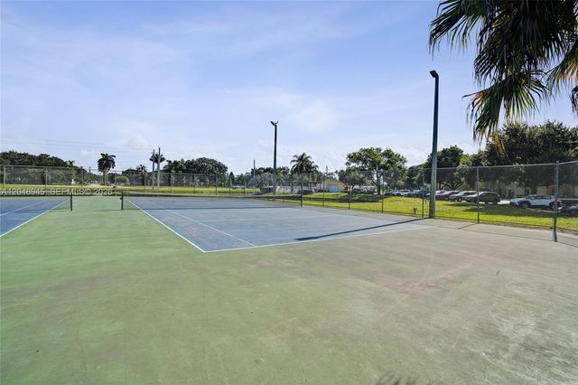 12760 Vista Isles Dr 721, Sunrise, FL 33325