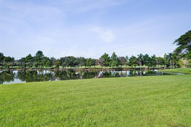 12760 Vista Isles Dr 721, Sunrise, FL 33325
