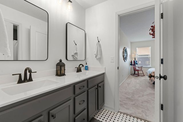 15142 Ely Path, Apple Valley, MN 55124