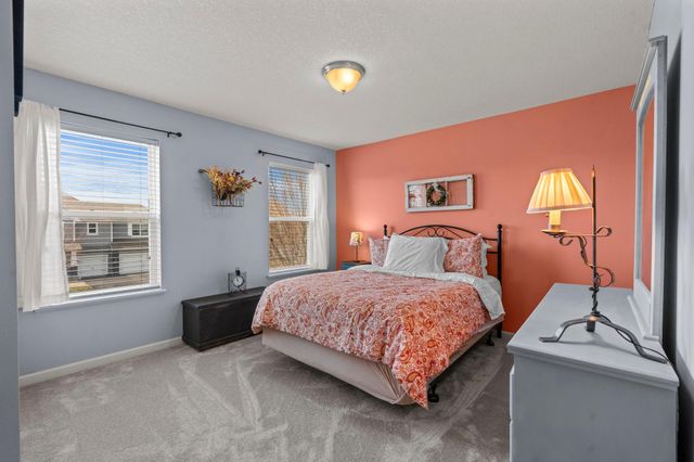 15142 Ely Path, Apple Valley, MN 55124