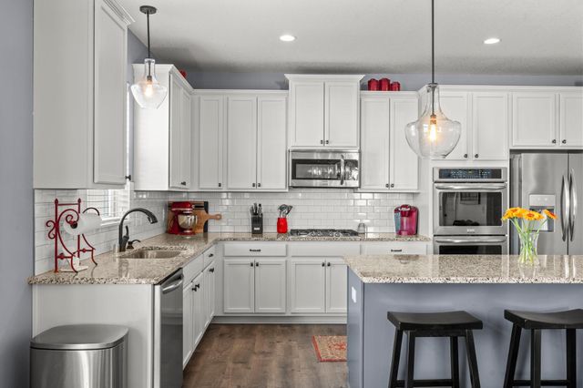 15142 Ely Path, Apple Valley, MN 55124