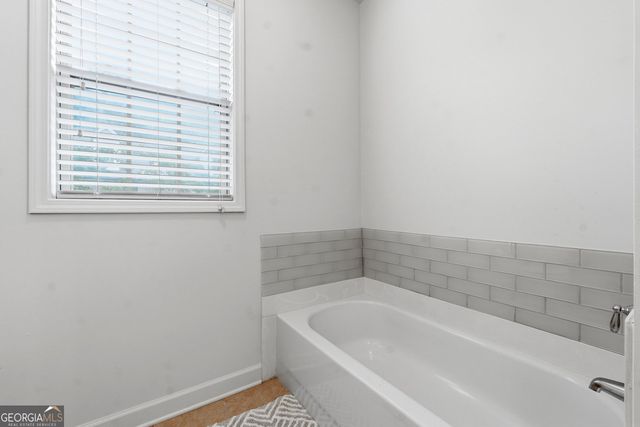 7265 Glisten Avenue NE 120, Sandy Springs, GA 30328