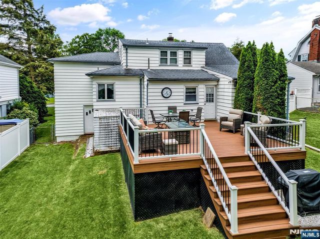 77 Lee Avenue, Hawthorne, NJ 07506