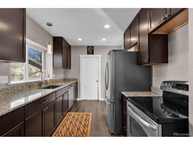 613 Barrett Ave, Canon City, CO 81212
