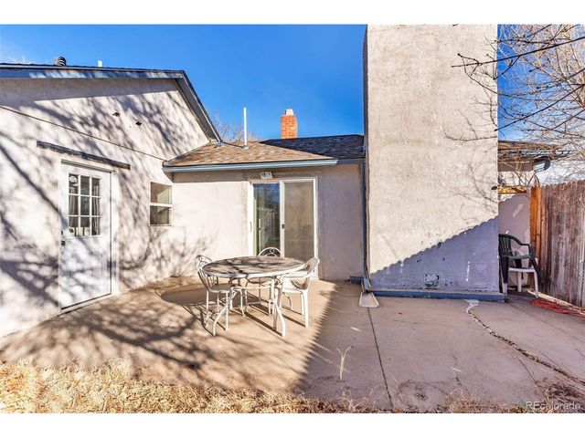 613 Barrett Ave, Canon City, CO 81212