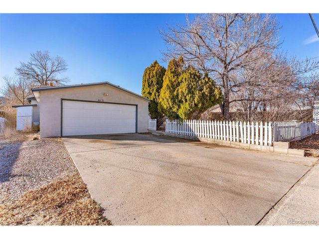 613 Barrett Ave, Canon City, CO 81212