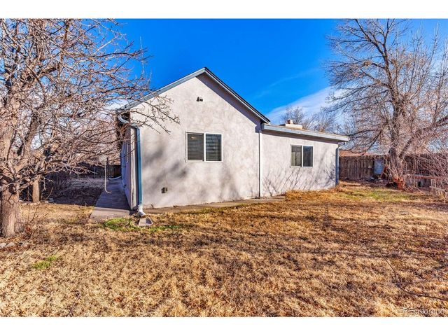613 Barrett Ave, Canon City, CO 81212