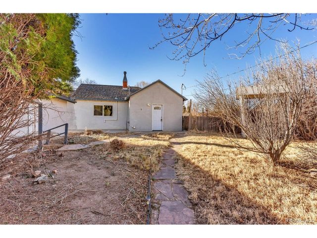 613 Barrett Ave, Canon City, CO 81212