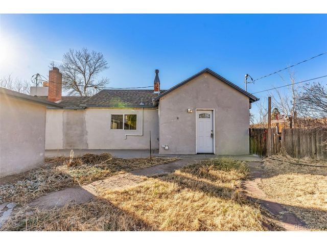 613 Barrett Ave, Canon City, CO 81212