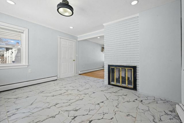 190 Meridian Road, Levittown, NY 11756