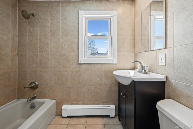 190 Meridian Road, Levittown, NY 11756