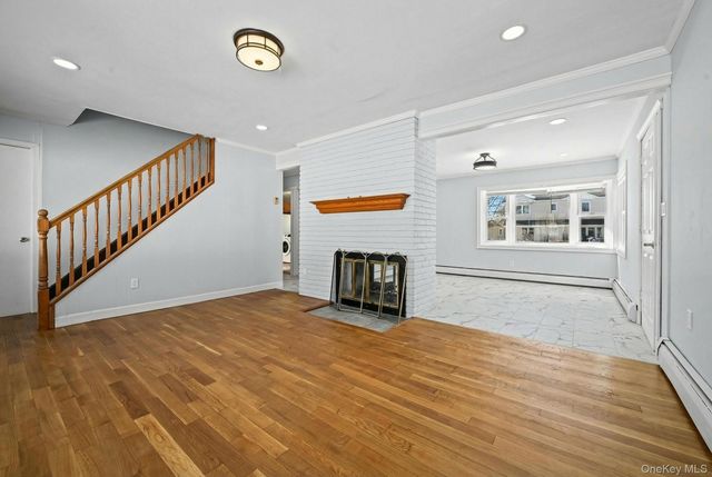 190 Meridian Road, Levittown, NY 11756