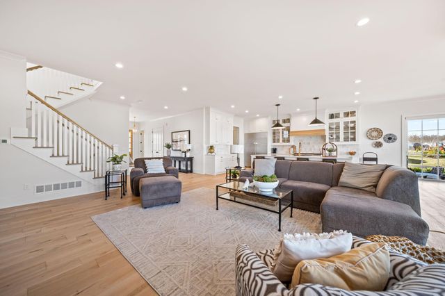 11409 Winterberry Drive, Plain City, OH 43064