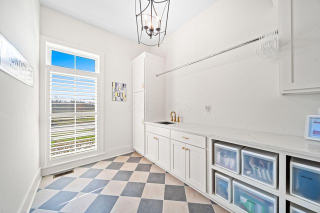 11409 Winterberry Drive, Plain City, OH 43064