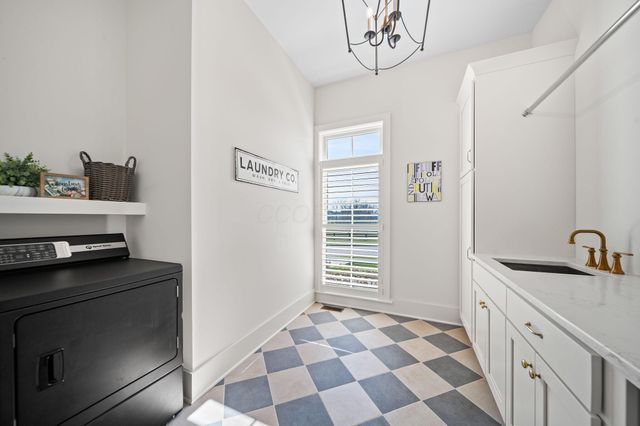 11409 Winterberry Drive, Plain City, OH 43064