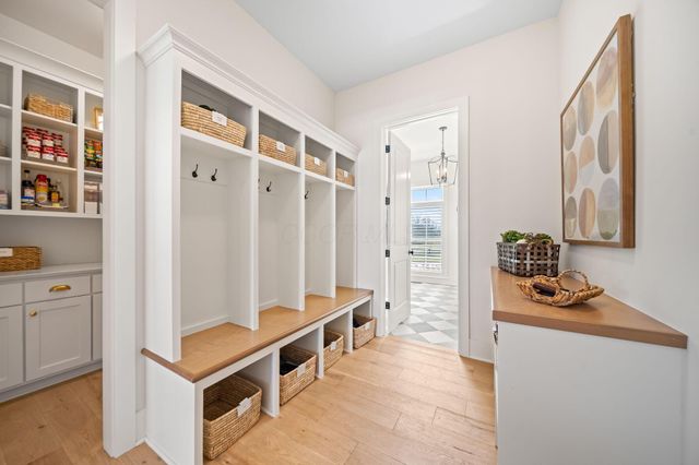 11409 Winterberry Drive, Plain City, OH 43064