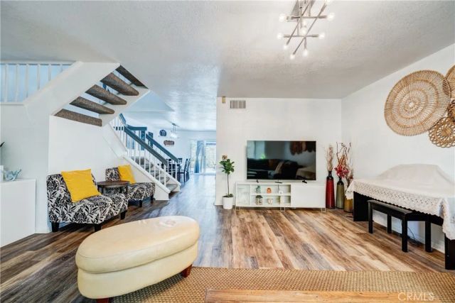 232 Aqueduct Dr, Placentia, CA 92870