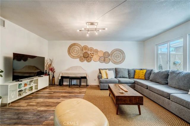 232 Aqueduct Dr, Placentia, CA 92870