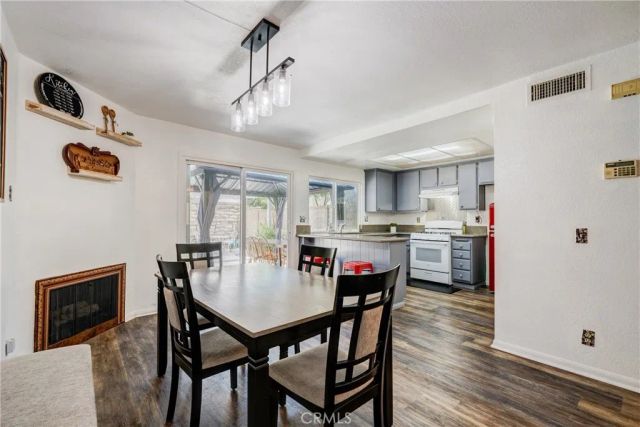 232 Aqueduct Dr, Placentia, CA 92870