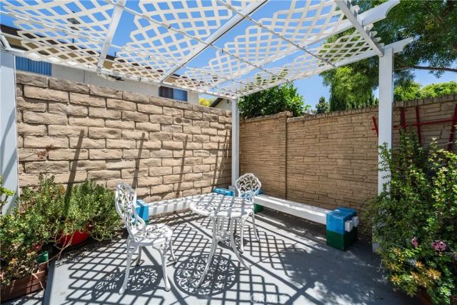 232 Aqueduct Dr, Placentia, CA 92870