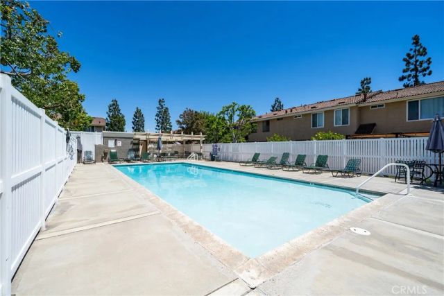 232 Aqueduct Dr, Placentia, CA 92870