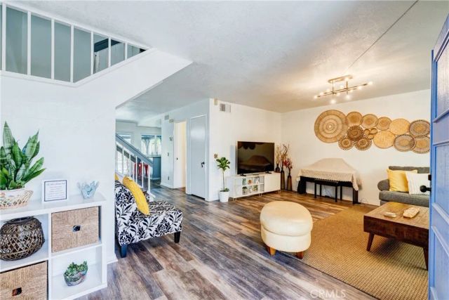 232 Aqueduct Dr, Placentia, CA 92870