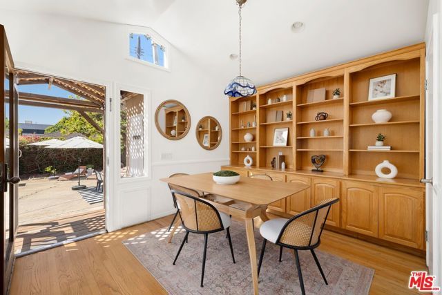 1905 Camden Avenue, Los Angeles, CA 90025