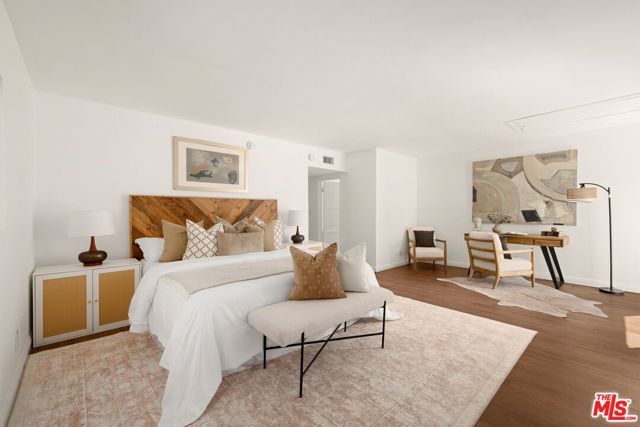 1905 Camden Avenue, Los Angeles, CA 90025
