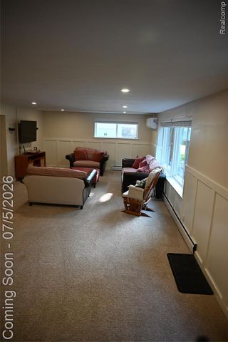 917 S Reading Road, Bloomfield Hills, MI 48304