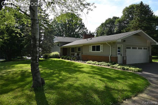 917 S Reading Road, Bloomfield Hills, MI 48304