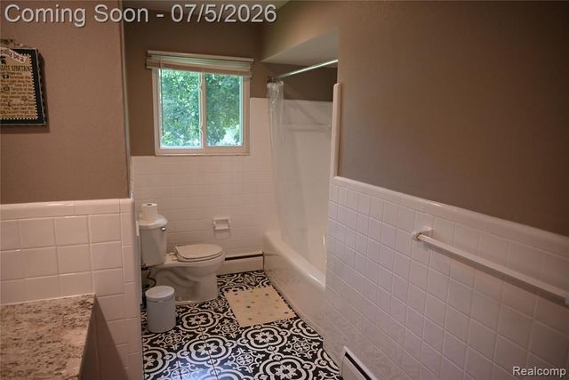 917 S Reading Road, Bloomfield Hills, MI 48304