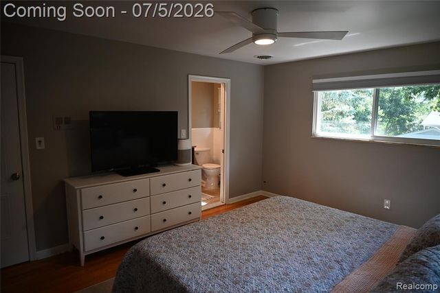 917 S Reading Road, Bloomfield Hills, MI 48304