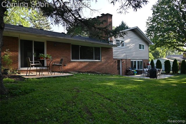 917 S Reading Road, Bloomfield Hills, MI 48304