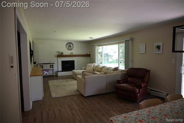917 S Reading Road, Bloomfield Hills, MI 48304