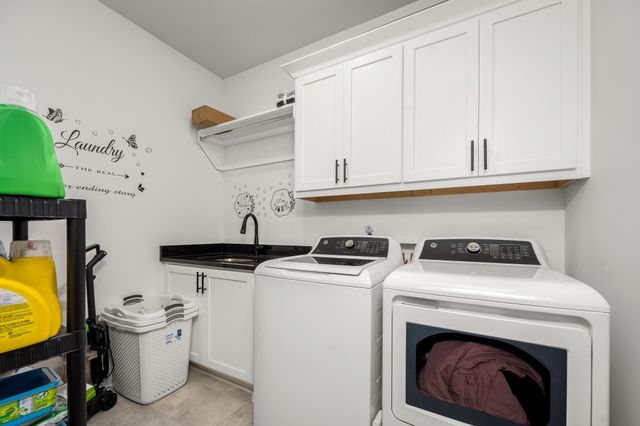 2614 Holly Springs Dr, Murfreesboro, TN 37128