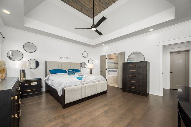 2614 Holly Springs Dr, Murfreesboro, TN 37128