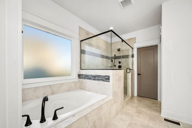 2614 Holly Springs Dr, Murfreesboro, TN 37128