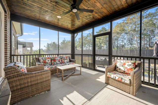 2614 Holly Springs Dr, Murfreesboro, TN 37128