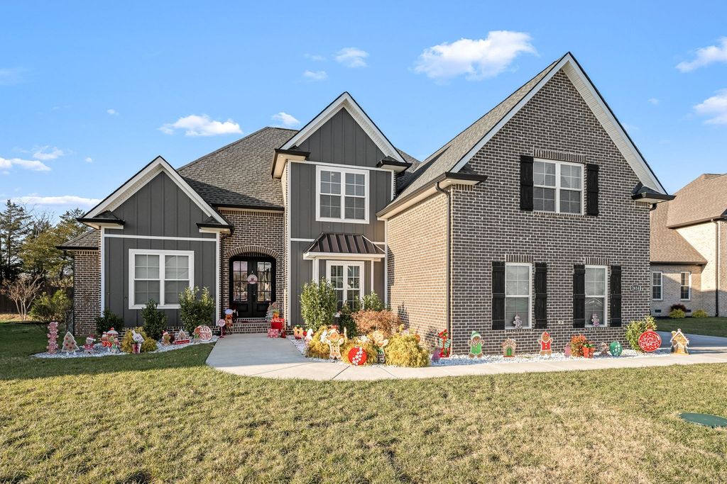 2614 Holly Springs Dr, Murfreesboro, TN 37128