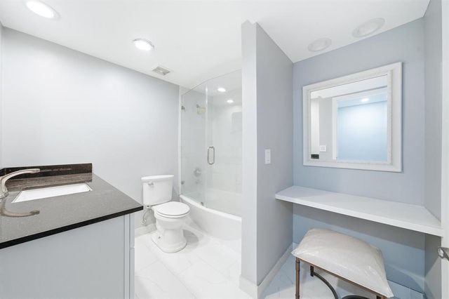 3800 GALT OCEAN Drive PH-14, Fort Lauderdale, FL 33308