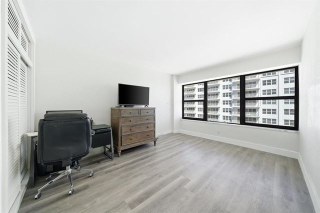 3800 GALT OCEAN Drive PH-14, Fort Lauderdale, FL 33308