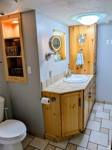 1515 E GENTILE ST, Layton, UT 84040